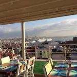 Hotel Yazar