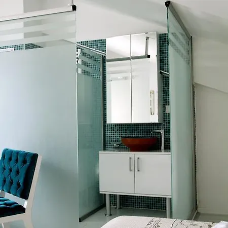 Yazar Κωνσταντινούπολη